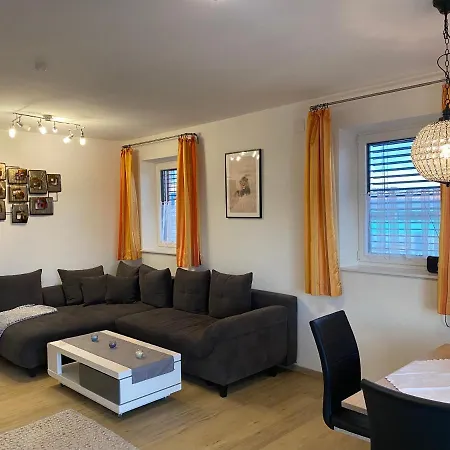 Wohnung City Nord Mit Balkon Herzogsdorf Exterior photo