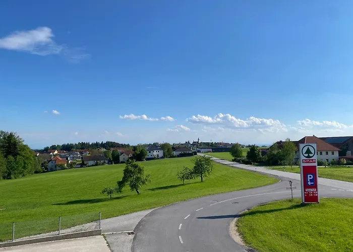 Wohnung City Nord Mit Balkon